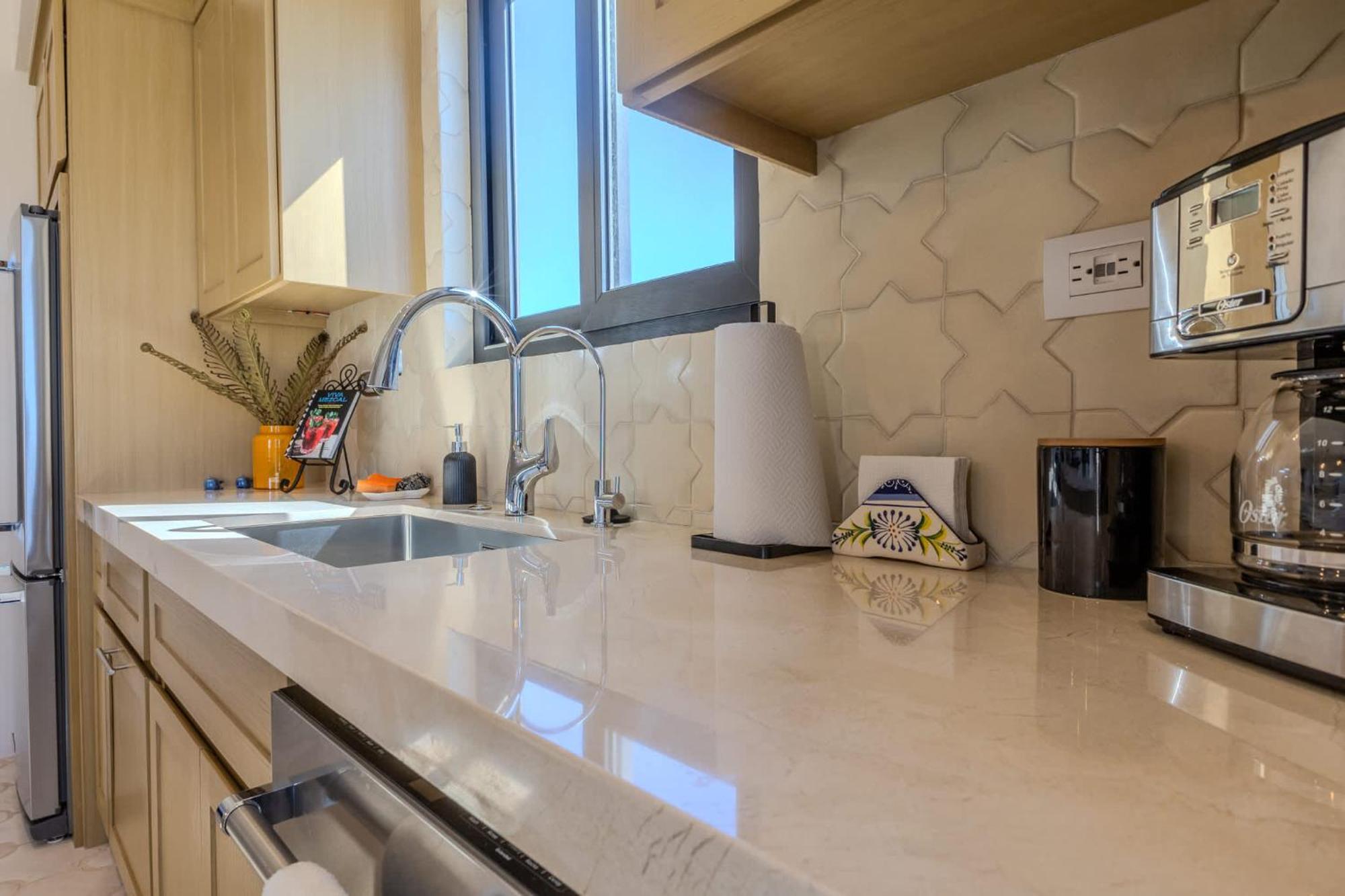 Сasa de vacaciones Golf Ocean Views & Pure Luxury Await